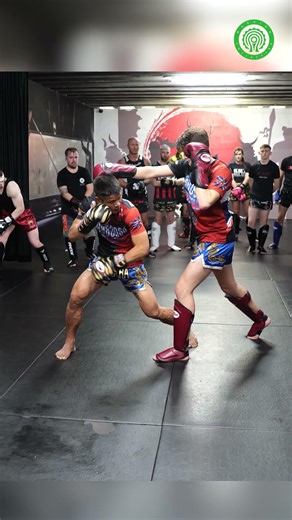 Muay Boran Elbow Drill for Muay Thai 🔥 Reverse → Turning Elbow with Yoddecha Sityodtong