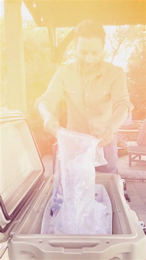 Stop Using Old Coolers ❌ Try THIS Pilot Outdoor Cooler Instead! Discover the next-level outdoor cooling experience with our Pilot Outdoor Cooler feature! Whether you're camping, traveling, or enjoying a hot day outside, this innovative cooler is designed to keep your drinks ice-cold for longer while adding smart functionality you won’t find in traditional coolers. #OutdoorCooler #CampingGear #CoolerReview