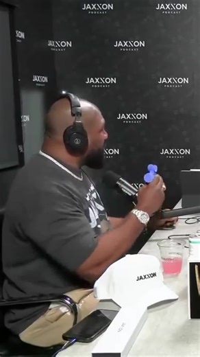 Watch @Rampage Jackson try the O2 Trainer for the FIRST TIME on the @JAXXON PODCAST! #rampagejackson #jaxxon #basrutten #mma #fighter