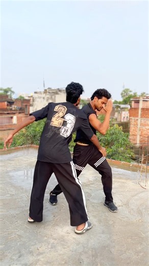 Ong Bak Elbow vs Low Kick vs Close Combat! 🥊