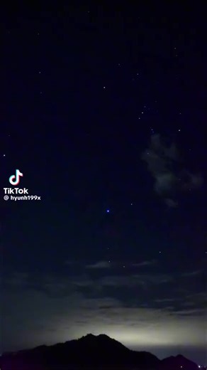 Geminids Meteor Shower 2025 Highlights in 4K