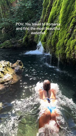 Julia | Travel on TikTok