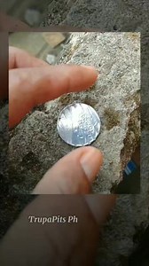 27K views · 122 reactions | baka makakita kayu ganito 10 peso error coin check mo mabuti at pupúnt4han ko Po #fypviralシ #adsonreelsinvitation #oldcoinbuyer #CoinCollectors #fypシ゚viralシfypシ゚ #fbyシvideo #oldcoinbuyer #CoinCollectors | TruepaPits PH | Facebook