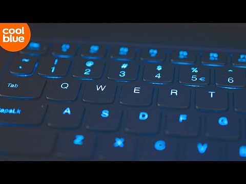 Hoe zet je de toetsenbord verlichting op je laptop aan?