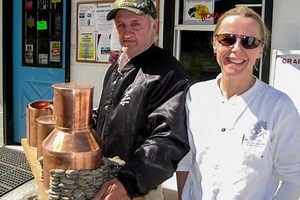 Moonshiner Jim Tom Hedrick Wiki/Bio: Age, Net Worth, married, wife, family