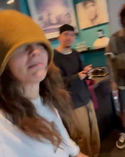 Cara Delevingne dancing 😂