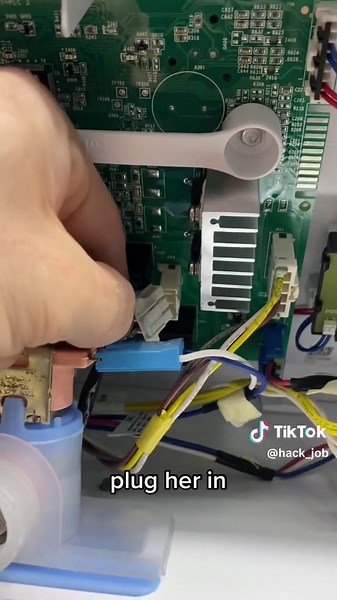 Lock replacement steps to your #washingmachine #lock #replacement #washer #hack #fix #hacks #hacksoflife #hacksandtips #hackers #handy #handyman #appliances #repair #hackjob