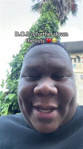 They year of my birth seems to be further down the list💔😭 Why am I scrolling down so much 😭😭 #gettingolder #dateofbirth #growingup #birthyear