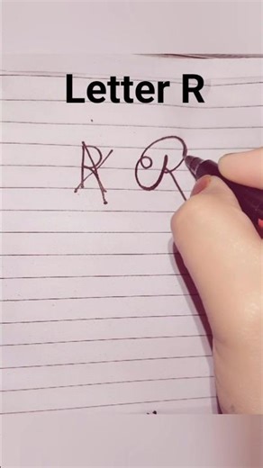 Letter R Calligraphy ♥️ #calligraphy#handwriting#lettering#shorts#youtubefeed#fyp#satisfying#reels