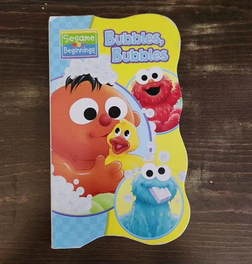Sesame Beginnings Bubbles, Bubbles #toddlerbooks #childrenbooks #childrenbooktok #readwithme #kidbooktok #readtome #toddlerreadingtime #childrenreading #Bubbles #sesamebeginnings #elmo #cookiemonster #baby