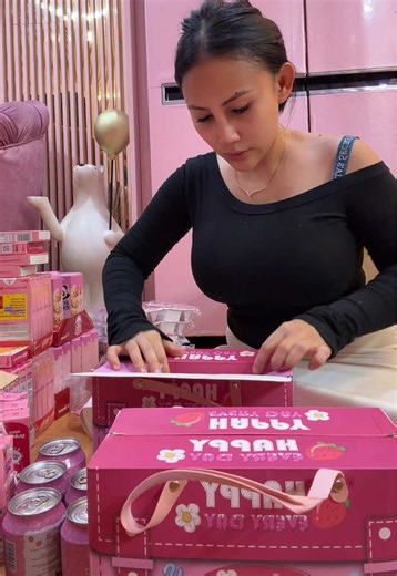Temenin mami nyiapin snack hempers ulang tahun serba pink untuk ulang tahun anak mami