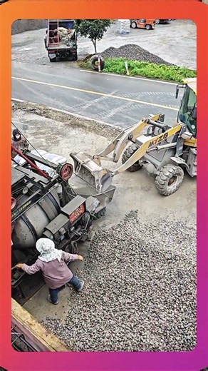 Building Construction Process from Foundation to Structure