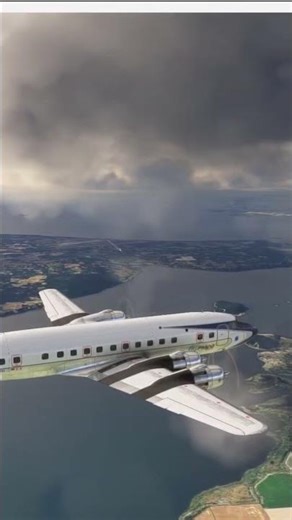 Historic Douglas DC-6 Commuter Flight: Seattle-Bellingham Journey #DouglasDC6 #HistoricFlight