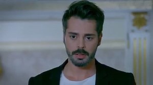 10K views · 329 reactions | Melis recibe su anillo | #OmerSuenosRobados(Yaralı Kuşlar) Capítulo 161 | Omer Suenos Robados | Facebook