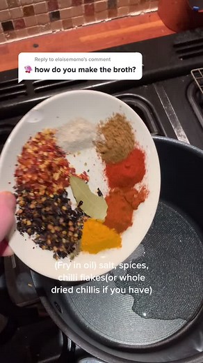 Homemade Birria Broth Recipe: How to Make Delicious Birria Sauce