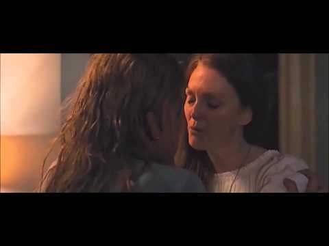 "Carrie" (2013) CLIP: Margaret Stabs Carrie [Chloe Grace Moretz, Julianne Moore]
