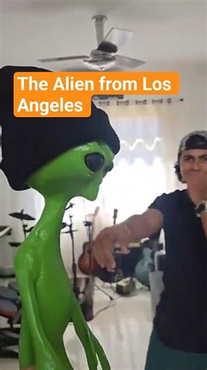 The Alien from Los Angeles #aliens #usashorts #funnycomedy #fun