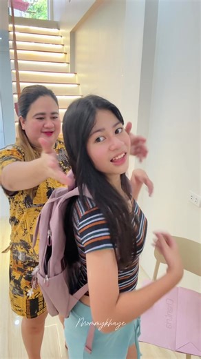 Bag na Sobrang Worth It mula sa Chantria