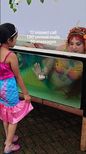 Meeting a Real Mermaid #mermaid #canada #thelittlemermaid #underwater #family #cute