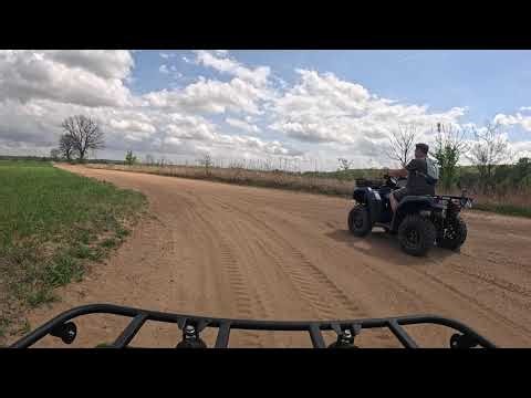 Greasy Bend off road park. Honda Rancher 420 vs Yamaha Kodiak 450. PT 2