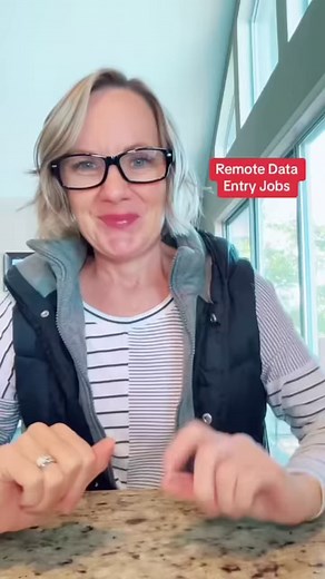 Here are some companies that are hiring remote data entry clerks right now! For more companies to watch for job leads, head to The Work at Home Woman: www.theworkathomewoman.com/data-entry-jobs/ | The Work at Home Woman