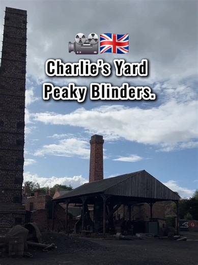 👀🇬🇧 You’ve watched the smoke. You’ve seen the canals. You’ve felt the atmosphere. But this isn’t just television. 📍🎥 Charlie’s Yard at Black Country Living Museum This industrial canal-side yard was used as a key Peaky Blinders filming location representing the gritty Birmingham of the early 1900s. The furnaces. The narrowboats. The brick chimneys. It doesn’t feel like a set. It feels like you’ve stepped straight into the Shelby world. The Black Country Living Museum is an open-air museum b