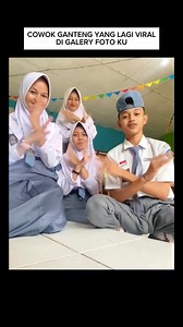 Ini cowok ganteng yang lagi viral di galery foto ku, pasti viral karena suatu bakat yang men0nj0l #reels #fyp #trending #viral #cowok #cowokganteng @sorotan #semuaorang | Raja Saputra