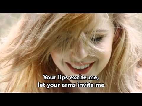 IT'S NOW OR NEVER - O SOLE MIO - Elvis Presley - Lyrics -