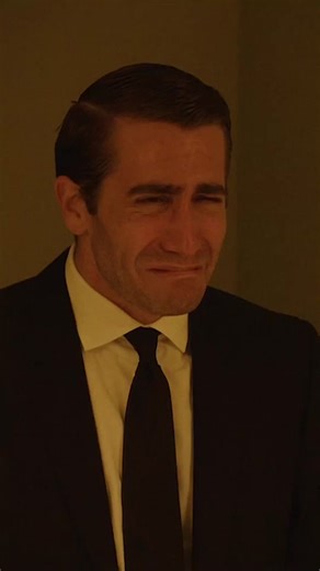 Emotional Scene: Jake Crying in Demolition (2015)