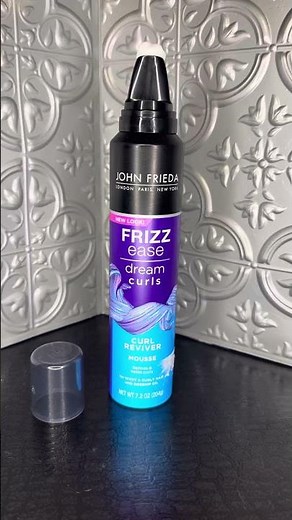 John Frieda Anti Frizz, Frizz Ease Dream Curls Air Dry Waves Styling Foam, Curl Defining Frizz Contr