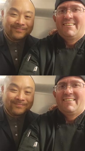 I recently got the blessing of being in the kitchen with a fellow Chef, David Chang himself from the Netflix series 'Chef's Table'. Plus, so much more! All while at an event downtown in Las Vegas. Working with the team at Keep Memory Alive and helping to recreate Momofuku. Directly working with Chef Chang and his guy, Chef Jude to execute. Working with legends in the kitchen. Wow! Plus. Getting to throw down in the heat of the moment. Thank you Chef! #davidchang #netflix #chefstable #chaseyourdr