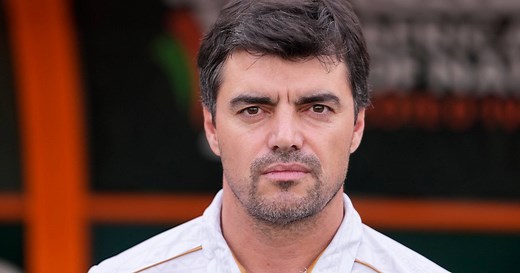 Estigmas, carências e passar do 8 ao 80: Pedro Gonçalves conta como é ser selecionador de Angola