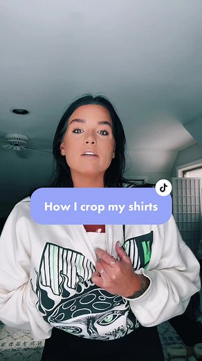 Easy Shirt Cropping Tutorial: Bra Tuck Method