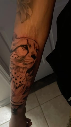 Cheetah tattoo that I did as an apprentice- #tattoo #tattooapprenticeship #explorepage ￼