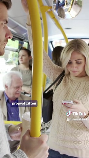 De Lijn bespaart op buslijnen met weinig reizigers