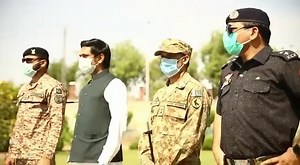 595K views · 10K reactions | The biggest white flag of the world to be hoisted today on the eleventh tallest flagpole in the world in honour of FRONT LINE SOLDIERS of #Pakistan against war of #COVID19 Flag size 84x56 ft. Flag weight: 50 Kg. Color White | Barrister Arsalan Islam Shaikh | Facebook