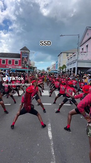 @SSD The could never! @SaxonsSuperstarsJunkanooGroup @HVB 🪓 #dance #justdance #junkanoo #culture #laborday #enjoy #bahamas #fy #fortheculture #koolaidbahamas #bananafanafatastic #🇧🇸