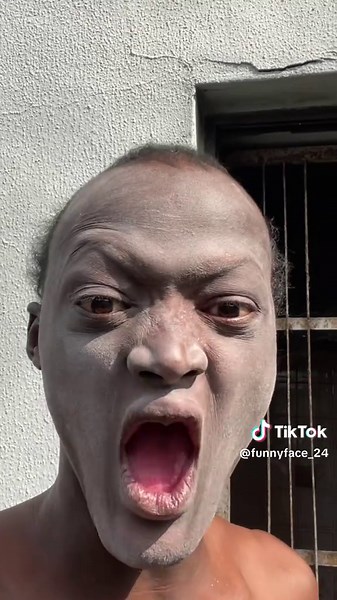 Face Zoom Challenge: Fun Effects and Pranks