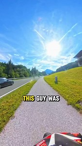When cyclists keep ignoring the bike lane, this guy decides to send a message… with his motorcycle. 🚴‍♂️🏍️ Would you be mad or agree with him? 👇 Drop your thoughts in the comments! Hashtags: #Cycling #MotorcycleLife #BikeLane #RoadRules #Fails #RoadEtiquette #ViralMoment #InstagramReels #FunnyVideo #Shorts | Awesome Moments TV