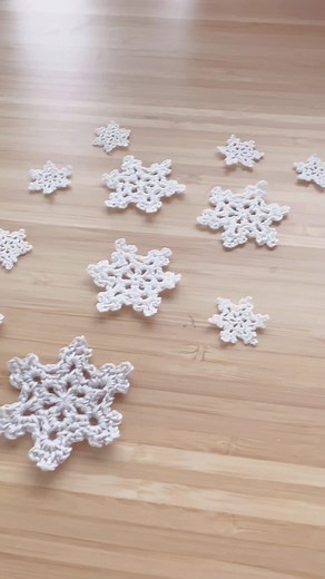 This is how I stiffen my crochet snowflakes (and other flat crochet shapes). No exact amounts, it’s really just glue (or mod podge) diluted with water. More glue = more stiff. The paint makes them slightly shiny but it’s optional. Lay them on wax paper to dry. Reshape while damp so they dry in the shape you want. #crochettok #crochettiktok #crochetsnowflake #crafttok