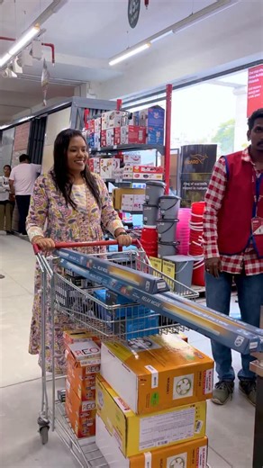 Mannheer on Instagram: "✨🪔 Sankranti Festivities have begun early at IBO! 🛍️🎉 This Sankranti, don’t just shop—celebrate with assured gifts! From 1st Jan to 18th Jan, the IBO Sankranti Sale is LIVE 🔥 🎁 Shop & Get FREE Gifts: 💰 Shop for ₹25K & get a FREE VIP Trolley Bag 💰 Shop for ₹50K & get a FREE Air Fryer 💰 Shop for ₹1L & get a FREE Microwave At IBO, you always get: ✔️ 100% Original Products ✔️ Guaranteed Lowest Prices ✔️ Expert Assistance ✔️ 250+ Top Brands Under One Roof So this Sankr