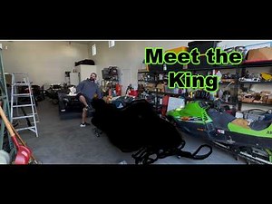 We Got a New Snowmobile! King Cat Joins the Fleet!