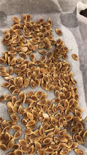 Turn pumpkin seeds into a delicious homemade snack