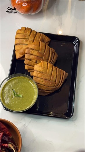 Thread Samosa 😍 Crispy Snack Everyone Wants to Try! Easy Potato Samosa Recipe #Samosa #Shorts