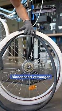 Binnenband fiets vervangen 💁‍♂️ #fiets #binnenband #reparatie #tutorial #diy