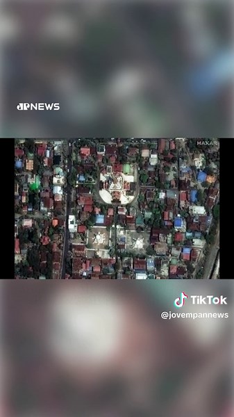 Imagens de satélite mostram a extensão da destruição causada pelo terremoto de magnitude 7,7 que atingiu Mianmar na sexta-feira (28). De acordo com números fornecidos pelo governo militar, centenas de pessoas morreram no país do sul da Ásia. As imagens da Maxar Technologies revelam o colapso da Ponte Sagaing, uma estrutura de treliça com 16 vãos que conectava as cidades de Sagaing e Mandalay sobre o Rio Irrawaddy. Além disso, vários pagodes budistas históricos e uma área densamente povoada, comp