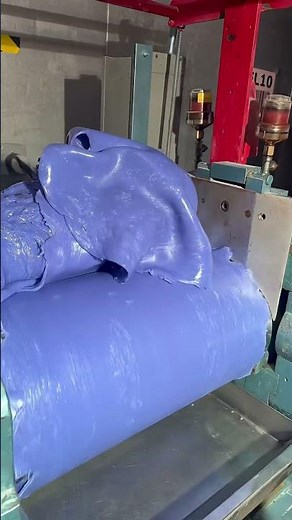 This is how we used to make ALL Thinking Putty! #crazyaarons