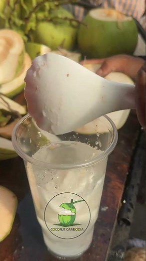 How To Cut A Coconut Like A Pro!