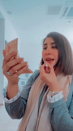 Makeup Application Tips for a Flawless Look