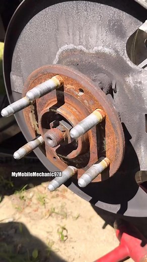 51K views · 245 reactions | Wheel hub prep 﫵#WheelHub #PrepWork #AutoRepair #MechanicLife #WrenchTime #BrakeJob #CarMaintenance #FixItRight #MobileMechanic #RustRemoval #HubCleaning #ShopLife #DIYMechanic #CarRepairs | My Mobile Mechanic / Auto Repair & Brake Replacement. | Facebook